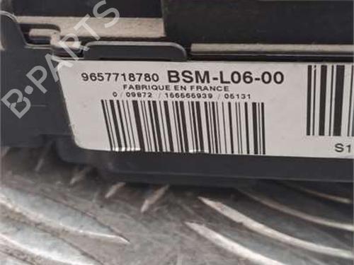 Fuse box CITROËN C4 I (LC_) 1.6 HDi | BP36147988E1 - Image 3