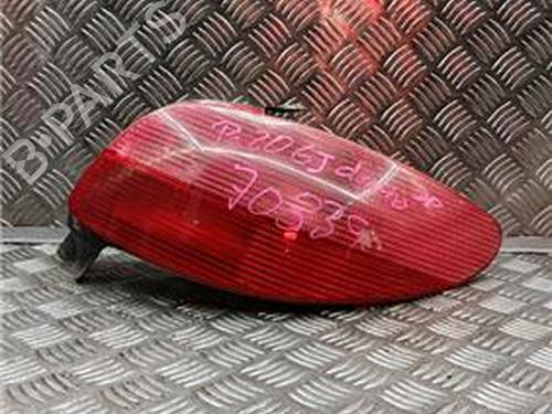 Used Right taillight PEUGEOT 206 Hatchback (2A/C) 1.4 i (75 hp) 31348401