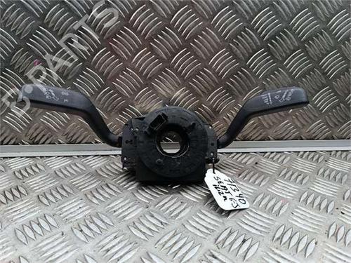 Forlygtekontakt Forlygtekontakt SEAT IBIZA IV (6J5, 6P1) 1.6 TDI (90 hp) 39660748 39660748