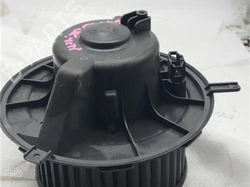 Used Heater blower motor SKODA YETI (5L) 1.2 TSI (105 hp) 23851372