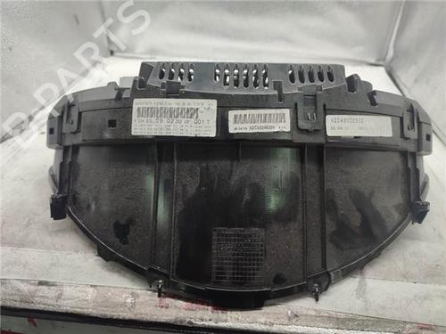 Used Instrument cluster Instrument cluster MERCEDES-BENZ C-CLASS (W204) C 200 CGI (204.048) (184 hp) 20140288 20140288