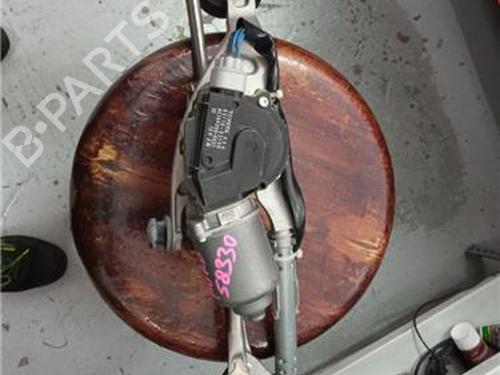 Used Front wiper motor TOYOTA AURIS (_E15_) 1.6 (ZRE151_, ZRE151R) (132 hp) 18378088