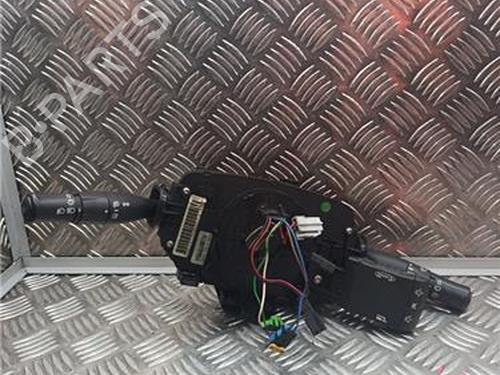 Used Switch RENAULT MEGANE II Estate (KM0/1_) 1.9 dCi (KMRG, KM1G, KM0G, KM2C) (120 hp) 31796187