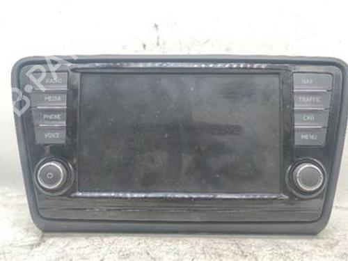 Used Radio SKODA OCTAVIA III (5E3, NL3, NR3) 2.0 TDI RS (184 hp) 18402645