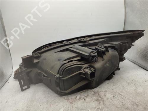 Right headlight FORD MONDEO III Turnier (BWY) 2.0 16V DI / TDDi / TDCi | BP18003761C29