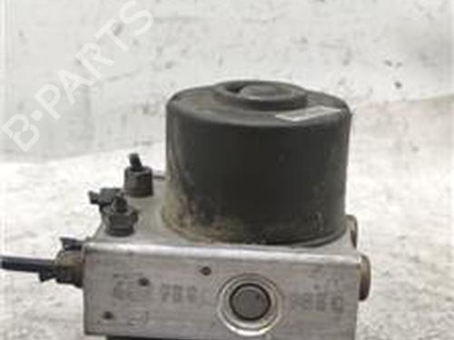 Used ABS pump PEUGEOT 206 Hatchback (2A/C) 1.4 i (75 hp) 18464439