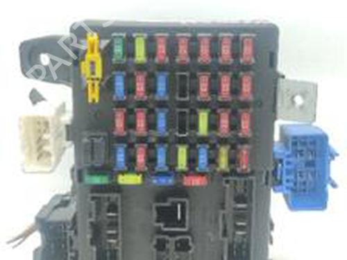 Used Fuse box HYUNDAI GETZ (TB) 1.1 (63 hp) 18383352