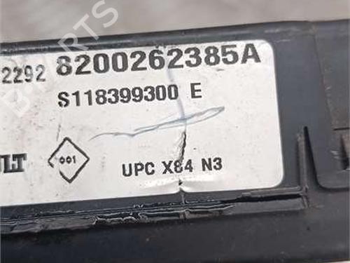 Fuse box RENAULT MEGANE II Saloon (LM0/1_) 1.5 dCi (LM02, LM13, LM2A) | BP36173675E1 - Image 3