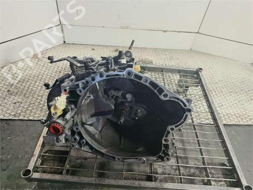 Getriebe für Getriebe CITROËN XSARA (N1) 2.0 16V (136 hp) 35798030 35798030
