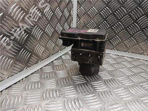 Abs pomp AUDI A4 B7 (8EC) 1.8 T (163 hp) 30631051