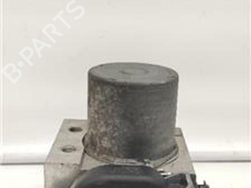 Used ABS pump MERCEDES-BENZ B-CLASS Sports Tourer (W245) B 180 CDI (245.207) (109 hp) 18386613
