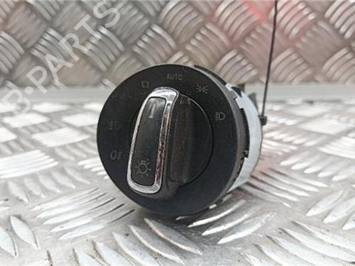 Used Switch SKODA SUPERB II (3T4) 2.0 TDI (140 hp) 32399783