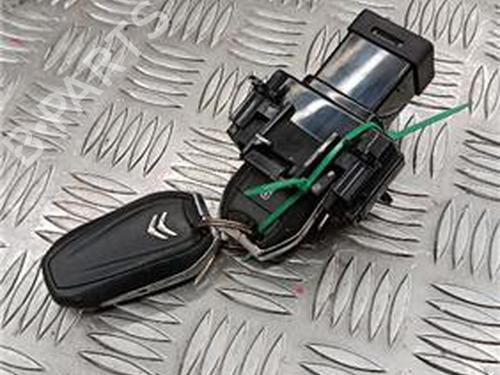 Używane Przełącznik CITROËN C4 Picasso II 1.6 HDi / BlueHDi 115 (115 hp) 31747341