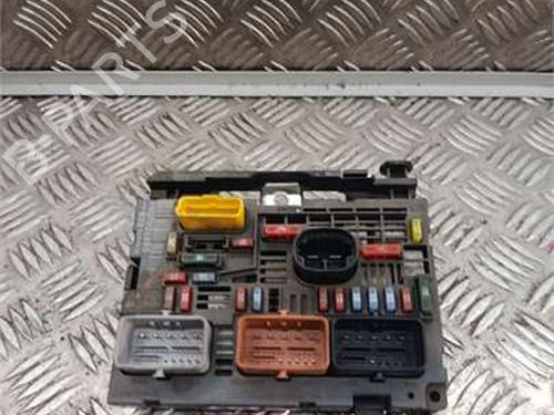 Used Fuse box Fuse box CITROËN BERLINGO / BERLINGO FIRST Box Body/MPV (M_) 1.6 HDI 90 (MB9HX, MC9HX) (90 hp) 35747753 35747753