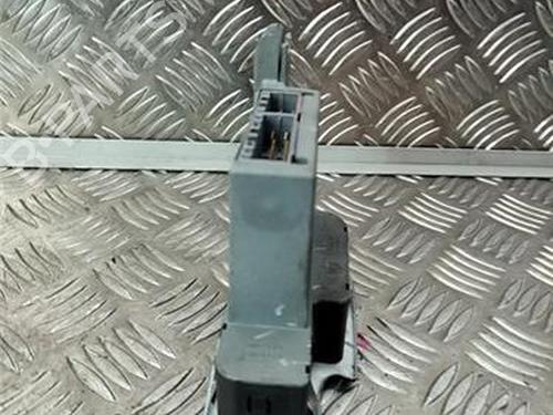 Interrupteur de vitre avant gauche ALFA ROMEO 147 (937_) 1.9 JTD (937.AXF1A, 937.BXF1A) | BP30916228I27