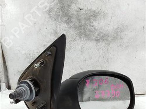 Used Right mirror PEUGEOT 206 Hatchback (2A/C) 1.4 i (75 hp) 21262750