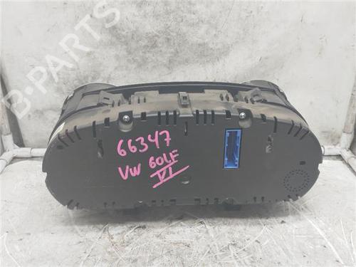 Instrument cluster VW GOLF VI (5K1) 1.6 TDI | BP21600583C47