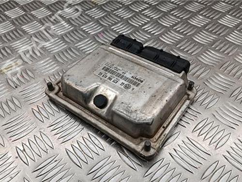 Module électronique SEAT LEON (1M1) 1.9 TDI (150 hp) 32038201