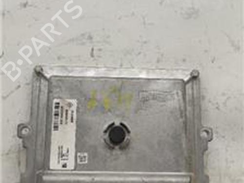 Used Electronic module DACIA SANDERO II TCe 90 (B8M1, B8MA, B8AC) (90 hp) 19114037