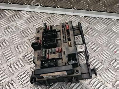 Used Fuse box Fuse box PEUGEOT 307 (3A/C) 2.0 HDi 110 (107 hp) 35395567 35395567