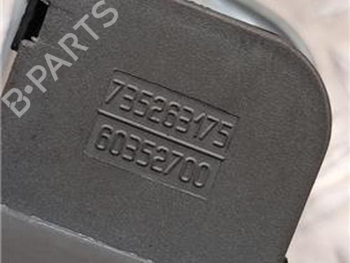 Left front window switch ALFA ROMEO GT (937_) 1.9 JTD (937CXN1B) | BP32873077I27 - Image 2