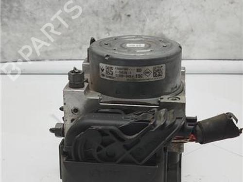 Used ABS pump DACIA DOKKER Express Box Body/MPV 1.5 dCi 75 / Blue dCi 75 (FEJW, FEAH) (75 hp) 21815577