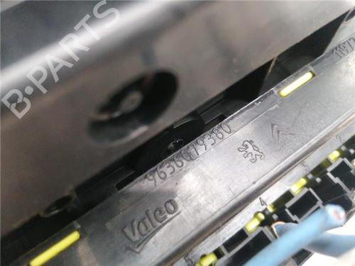 Fuse box PEUGEOT 308 SW I (4E_, 4H_) 1.6 HDi | BP28331573E1 