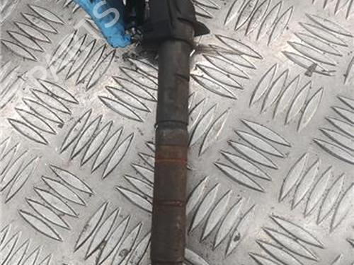 Used Injector Injector TOYOTA AURIS (_E15_) 1.4 D-4D (NDE150_, NDE150R) (90 hp) 33478427 33478427