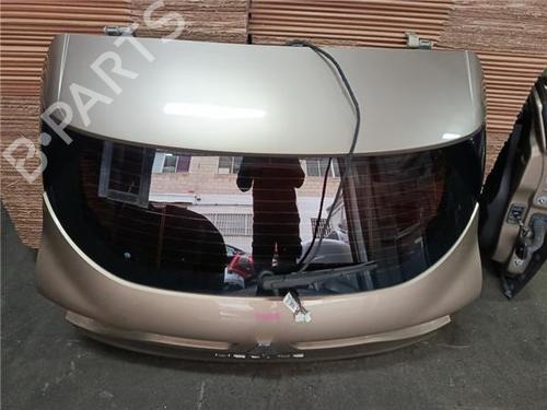 tailgate-renault-megane-iv-hatchback-b9amn_-2015-32277001 main image