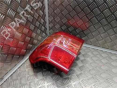 Venstre baglygte TOYOTA COROLLA (_E12_) 1.4 D (NDE120_, NDE120R) (90 hp) 30714795