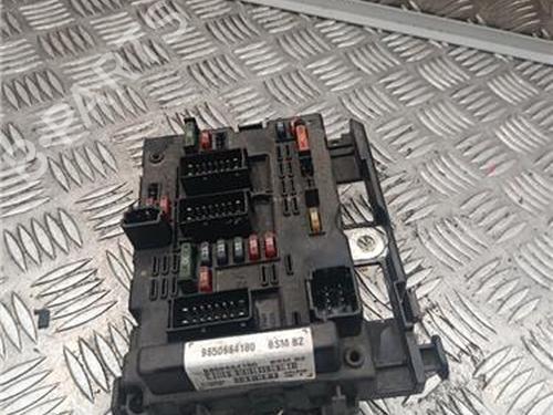 fuse-box-peugeot-307-3ac-2000-2001-2002-2003-2004-2005-2006-2007-2008-2009-2010-2011-2012-33970000 main image