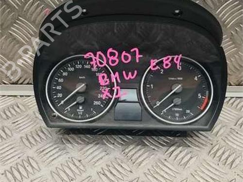 Used Instrument cluster Instrument cluster BMW X1 (E84) xDrive 18 d (143 hp) 40051104 40051104