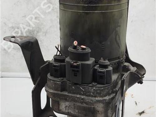 Used Steering pump SEAT IBIZA III (6L1) 1.4 TDI (80 hp) 22360020