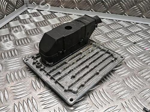 Module électronique FORD FOCUS II (DA_, HCP, DP) 1.6 (100 hp) 31984947
