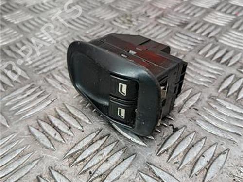 Comutador vidro frente esquerdo Comutador vidro frente esquerdo PEUGEOT 206 SW (2E/K) 2.0 HDi (90 hp) 33859818 33859818