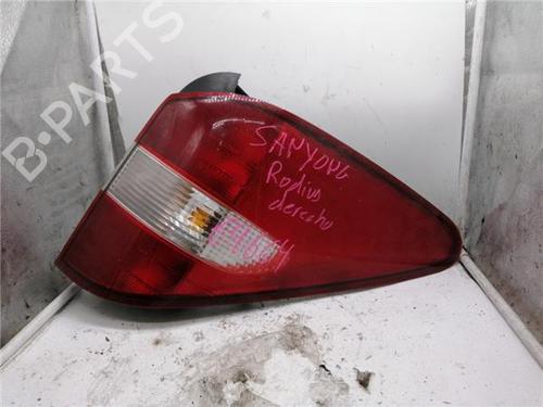 Used Right taillight SSANGYONG RODIUS I 2.7 Xdi 4WD (163 hp) 28206912