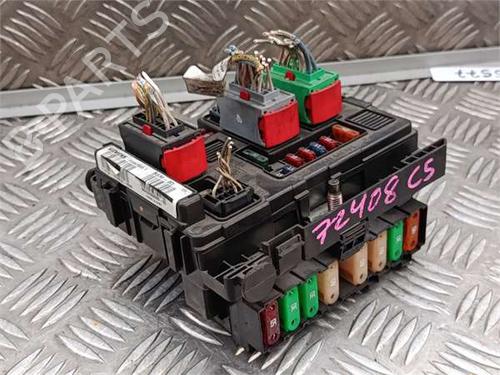 Zekeringkast Zekeringkast CITROËN C5 II (RC_) 2.0 HDi (RCRHRH) (136 hp) 37433023 37433023