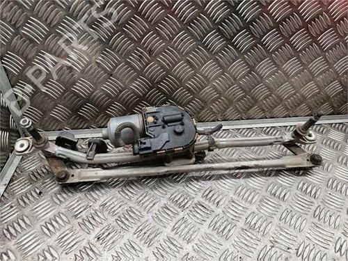 Front wiper motor AUDI Q5 (8RB) 2.0 TFSI quattro | BP37733496M29 - Image 2