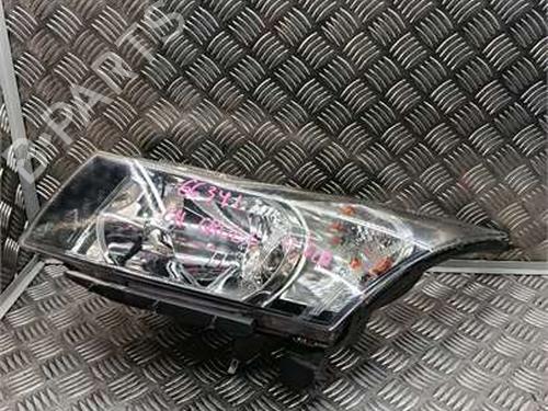 Used Left headlight Left headlight CHEVROLET CRUZE Hatchback (J305) 2.0 CDI (163 hp) 34572899 34572899