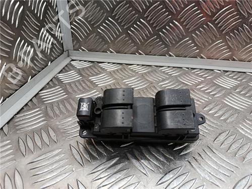 Used Left front window switch MAZDA 3 (BK) 1.6 DI Turbo (109 hp) 30739833