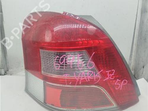 Venstre baglygte TOYOTA YARIS (_P9_) 1.4 D-4D (NLP90_, NLP90R) E416567