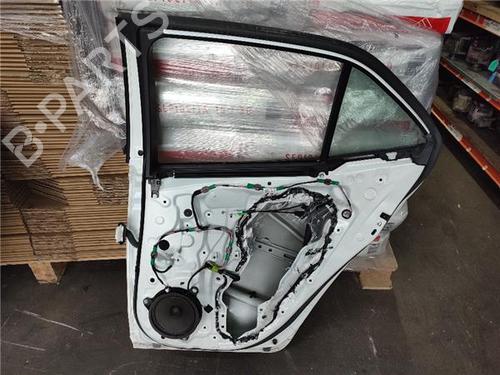 Dør høyre bak TOYOTA COROLLA Hatchback (_E21_, _EA1_, _EH1_) 1.8 Hybrid (ZWE211, ZWE219) | BP29929487C5 