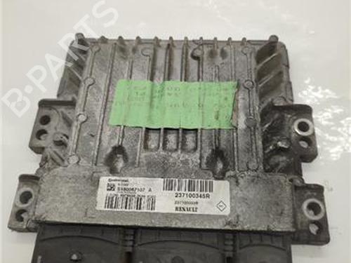 Used Electronic module RENAULT SCÉNIC III (JZ0/1_) 1.5 dCi (106 hp) 18401114