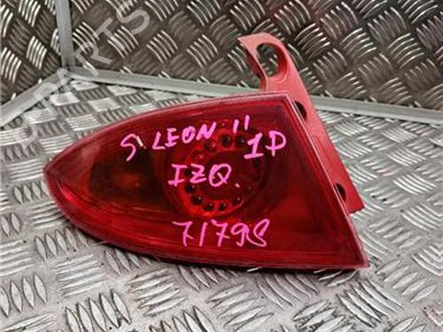 Used Left taillight Left taillight SEAT LEON (1P1) 1.4 TSI (125 hp) 34410335 34410335