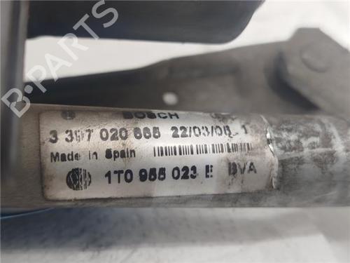 Front wiper motor VW TOURAN (1T1, 1T2) 2.0 TDI 16V | BP25829979M29 