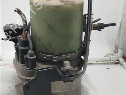 Used Steering pump VW POLO III (6N1) 60 1.4 (60 hp) 23851391