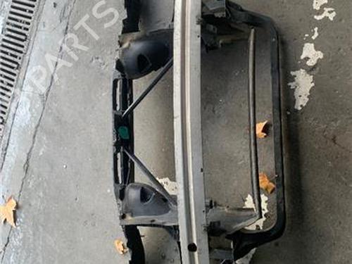 Frontplate/Frontkurv BMW X3 (E83) 2.0 d (150 hp) 18378393