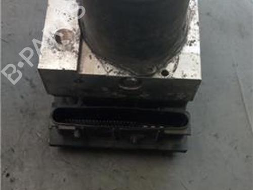 Used ABS pump MERCEDES-BENZ B-CLASS Sports Tourer (W245) B 150 (245.231) (95 hp) 18381657