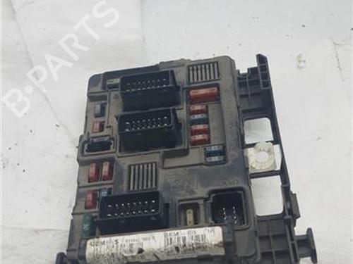 Used Fuse box CITROËN XSARA PICASSO (N68) 1.8 16V (115 hp) 24459828