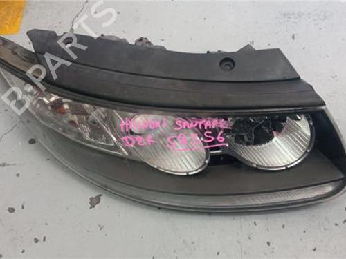 Used Right headlight HYUNDAI SANTA FÉ II (CM) 2.2 CRDi 4x4 (155 hp) 18378121